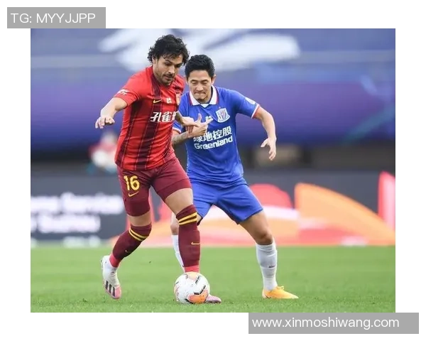 广州恒大与神户胜利船上半场精彩对决回顾与分析